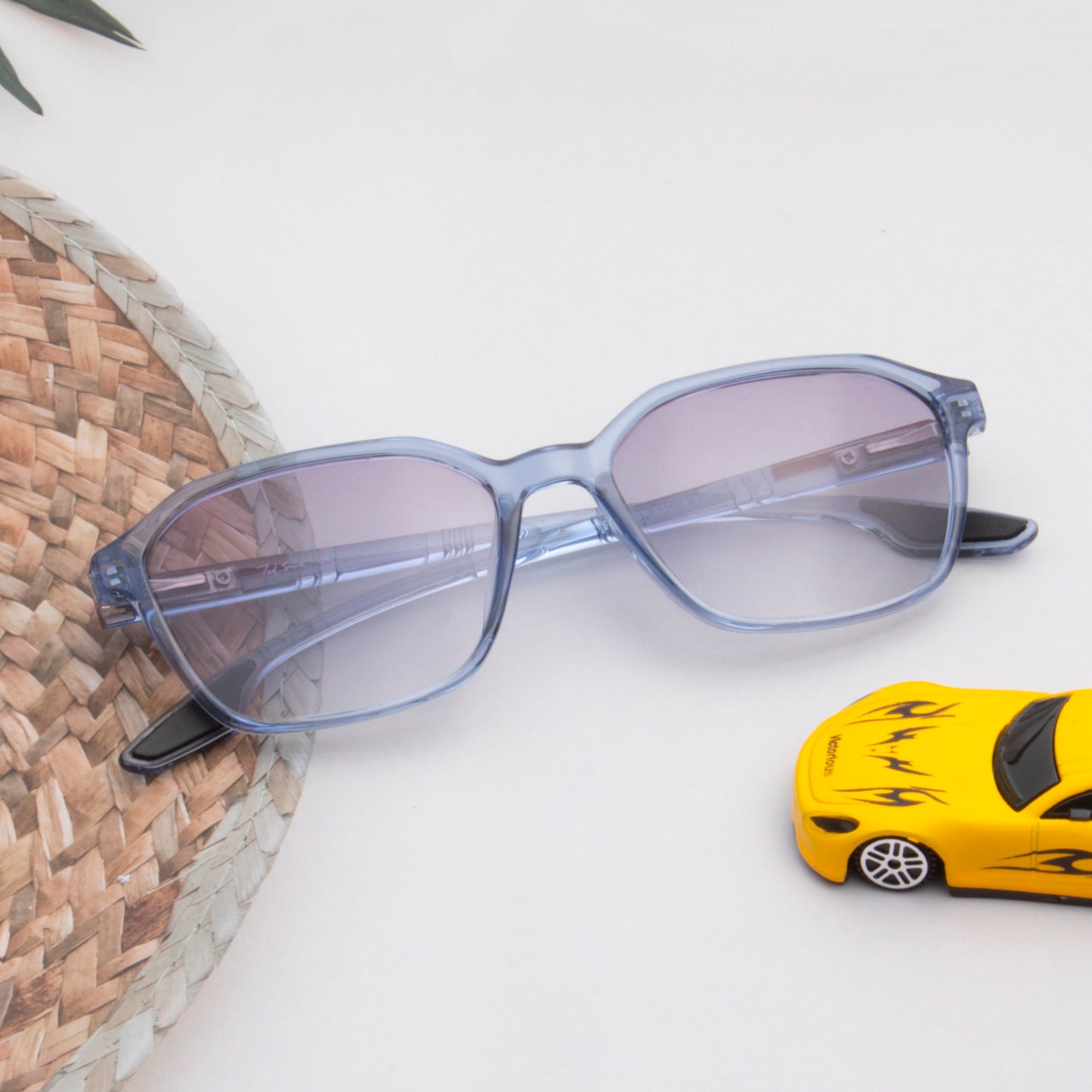 SUN-GRIFFITH UNISEX RECTANGULAR TR90 SUNGLASSES WITH POLARIZED LENS BY TED SMITH (IN 4 COLORS)