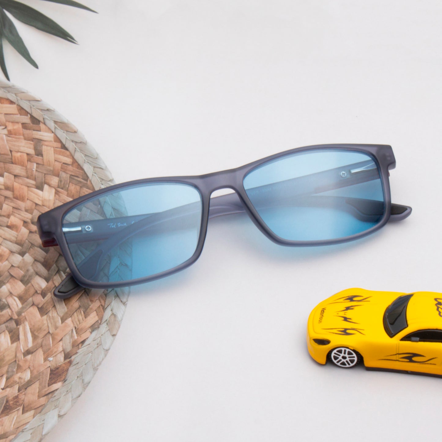 SUN-GYM-X UNISEX RECTANGULAR TR90 SUNGLASSES WITH POLARIZED LENS BY TED SMITH (IN 4 COLORS)