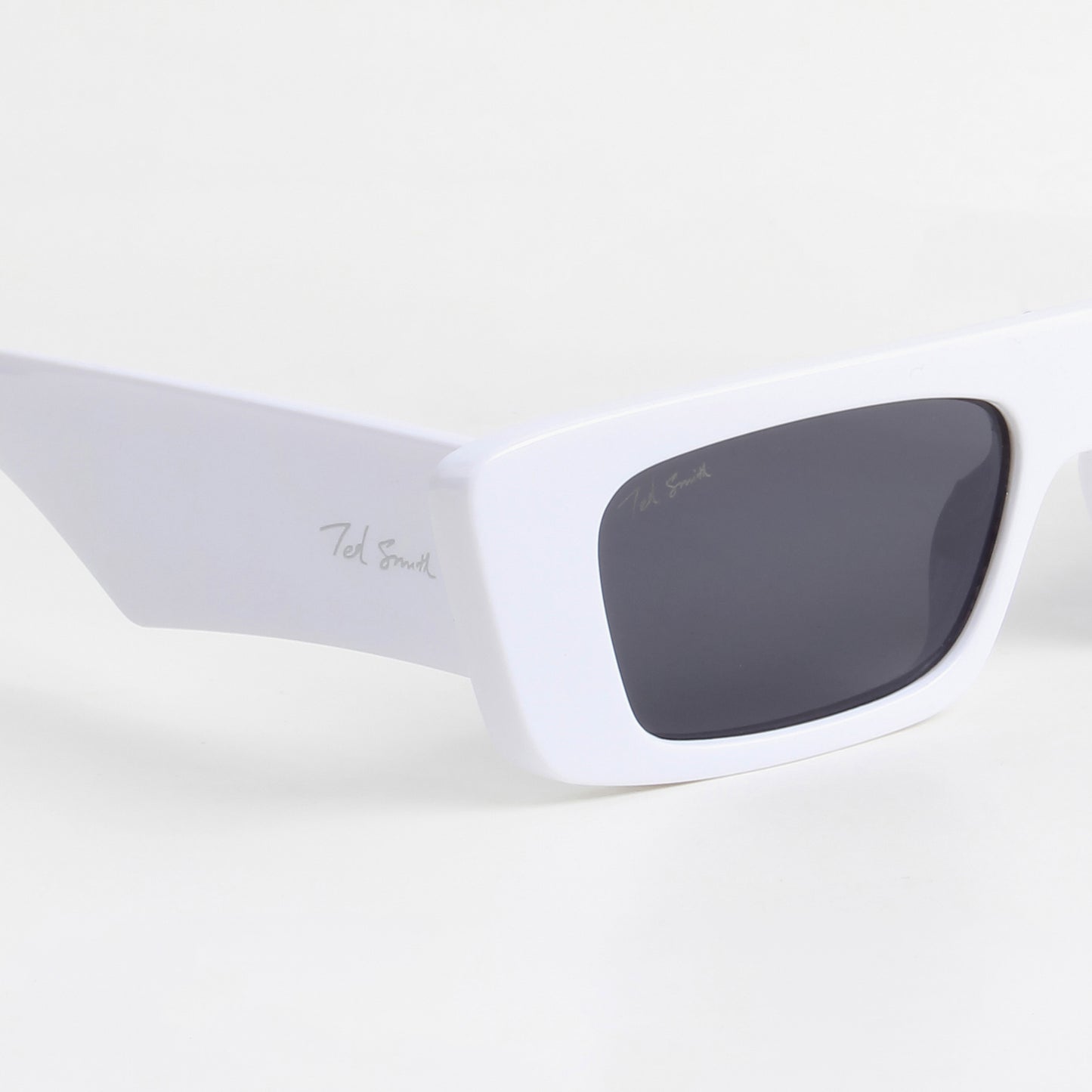 BARON | UNISEX RECTANGLE SUGLASSES (IN 2 COLOURS)
