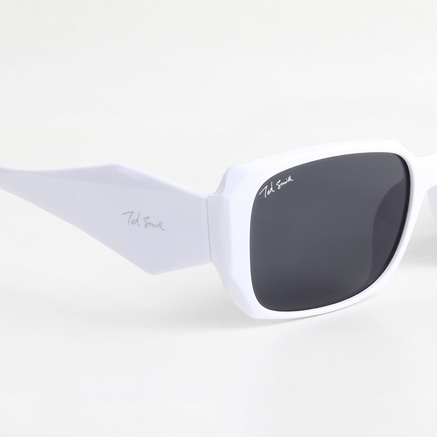 FELINE |UNISEX RECTANGLE SUNGLASSES (IN 3 COLOURS)
