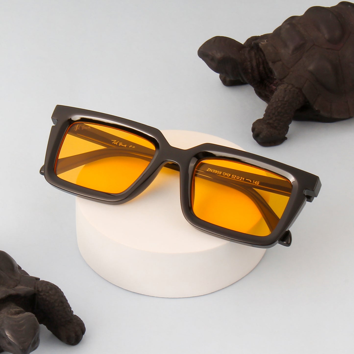 PRADO | UNISEX SQUARE SUNGLASSES (IN 3 COLOURS)
