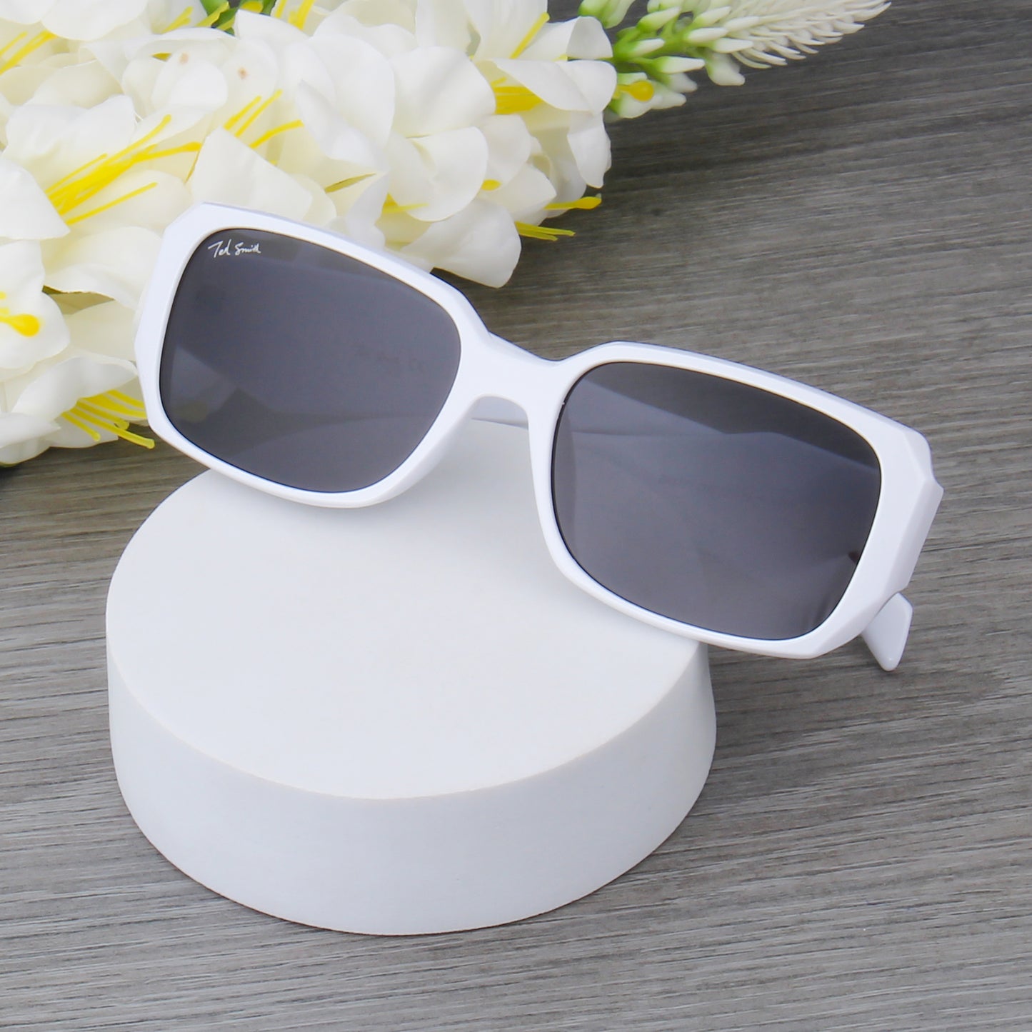 FELINE |UNISEX RECTANGLE SUNGLASSES (IN 3 COLOURS)