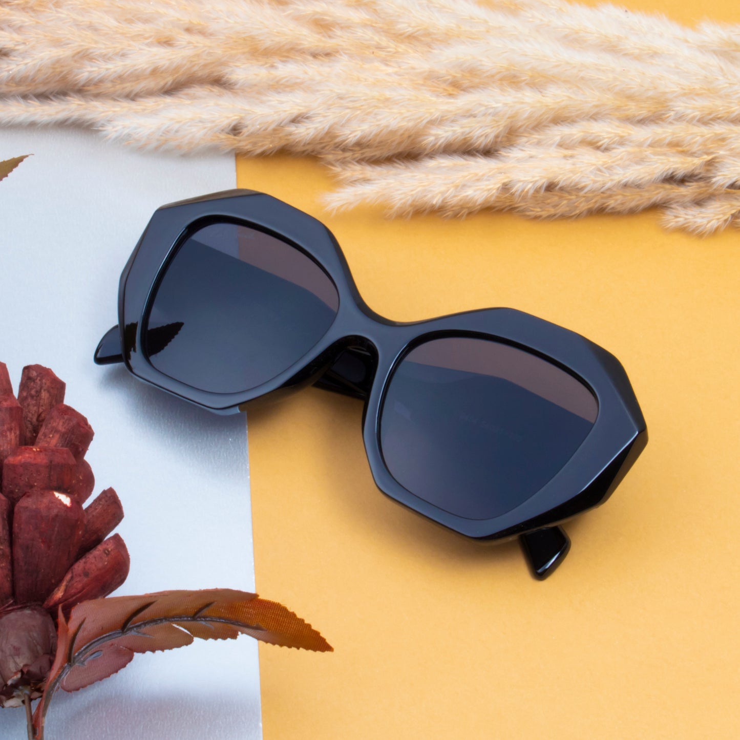 LOUVRE WOMEN CAT-EYE TR90 SUNGLASSES (IN 3 COLORS)