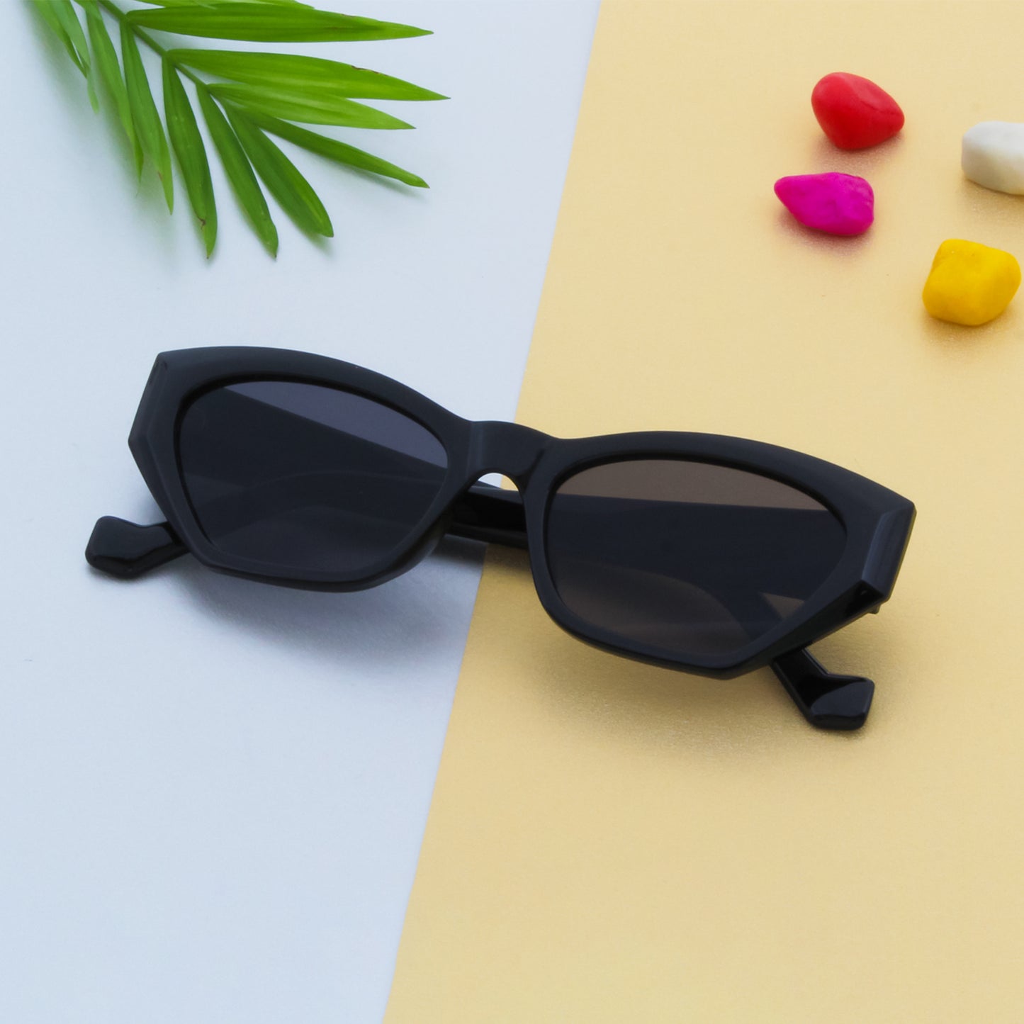 IPEARLS SUNGLASS (IN 2 COLORS)