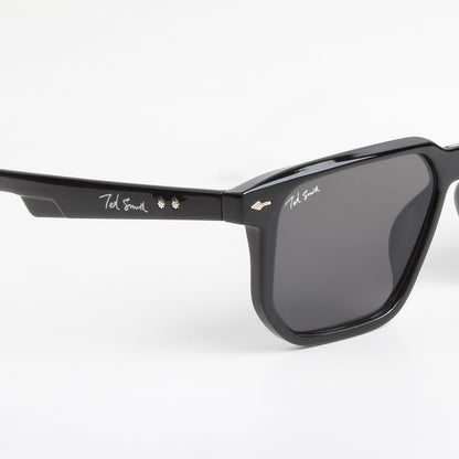 BENTLEY | SQUARE WAYFARER SUNGLASSES (IN BLACK)