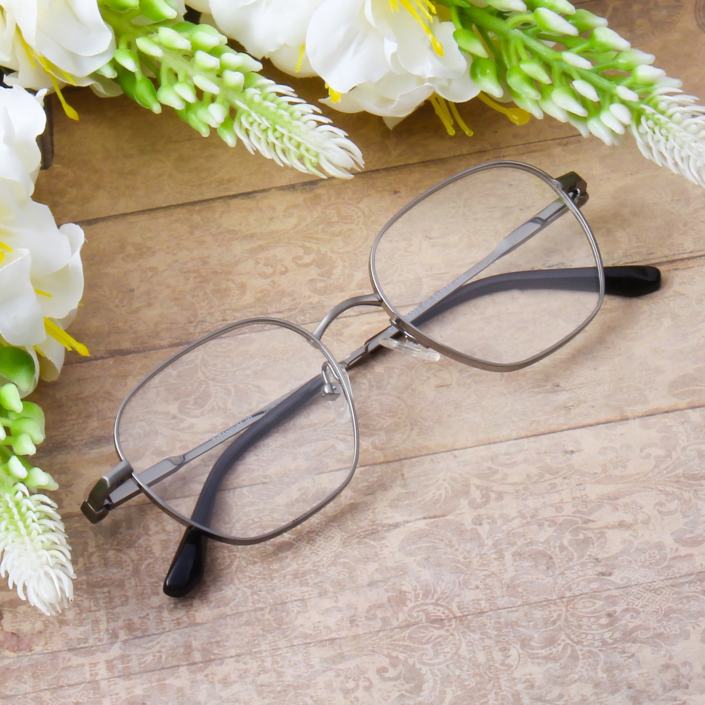 CHIC | UNISEX TITANIUM SQUARE COMPUTER GLASSES (IN 4 COLORS)