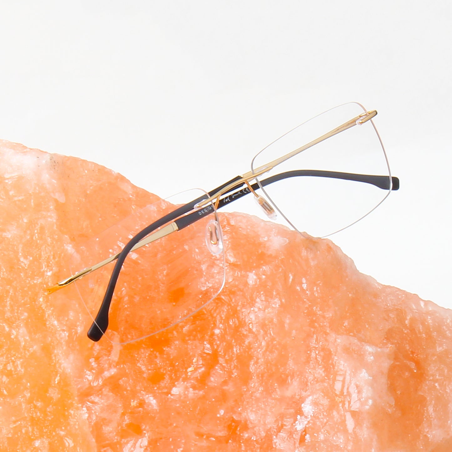 PLATEAU | UNISEX TITANIUM RECTANGLE FRAMES (IN 4 COLORS)