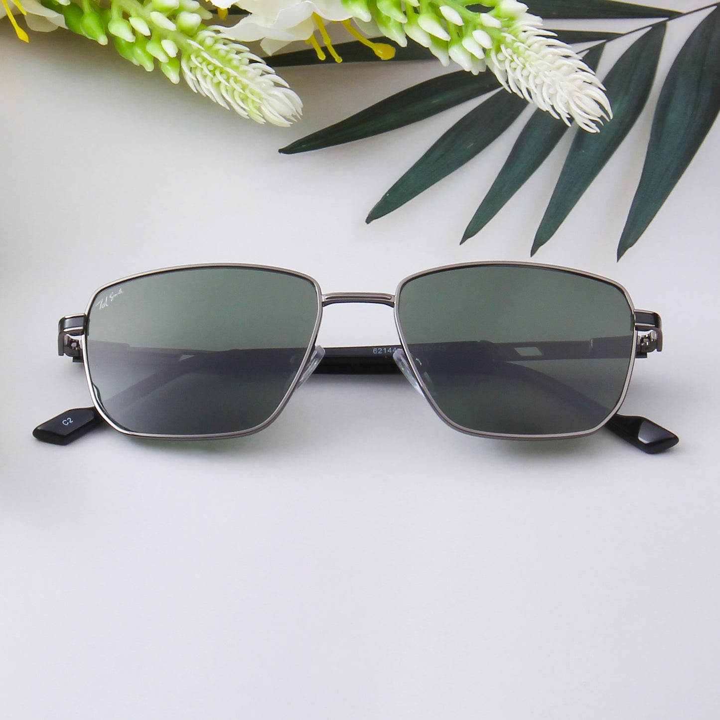 COLTON | RECTANGLE FULL RIM SUNGLASSES IN METAL (IN 3 COLOURS)