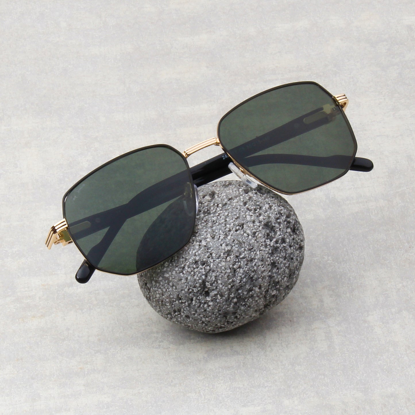 SUN-REGAL | SQUARE FULL RIM SUNGLASSES IN METAL (IN 3 COLOURS)