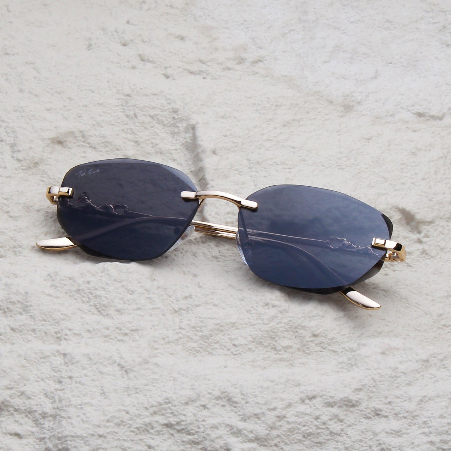AURA | OVAL RIMLESS METAL SUNGLASSES (IN 3 COLOURS)