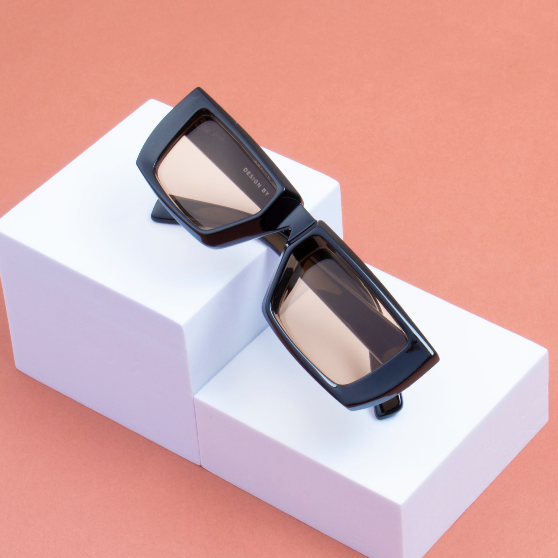 BERKIN BLACK SMALL RECTANGLE SUNGLASSES | AESTHETIC SUNGLASSES | BOLD SUNGLASSES