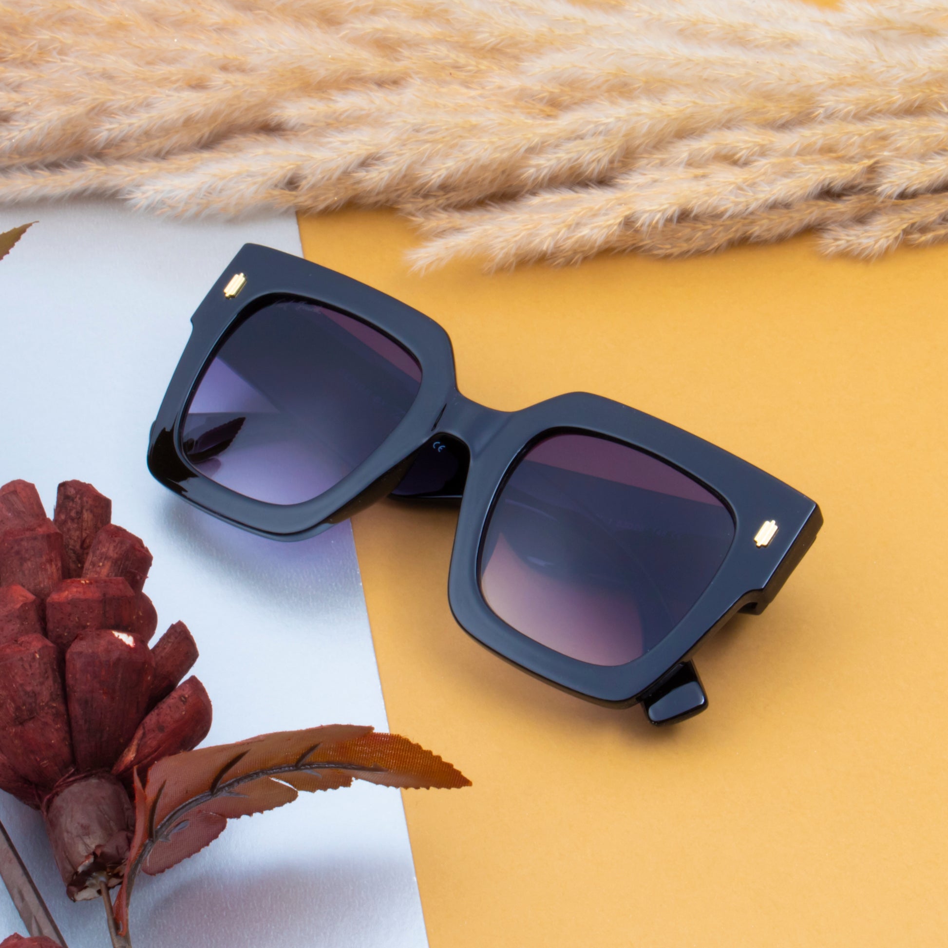 ELLIE BLACK SQUARE SUNGLASSES | CHUNKY SUNGLASSES | BOLD SUNGLASSES |