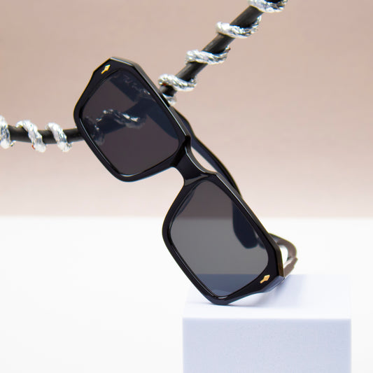 BOXY SUNGLASSES