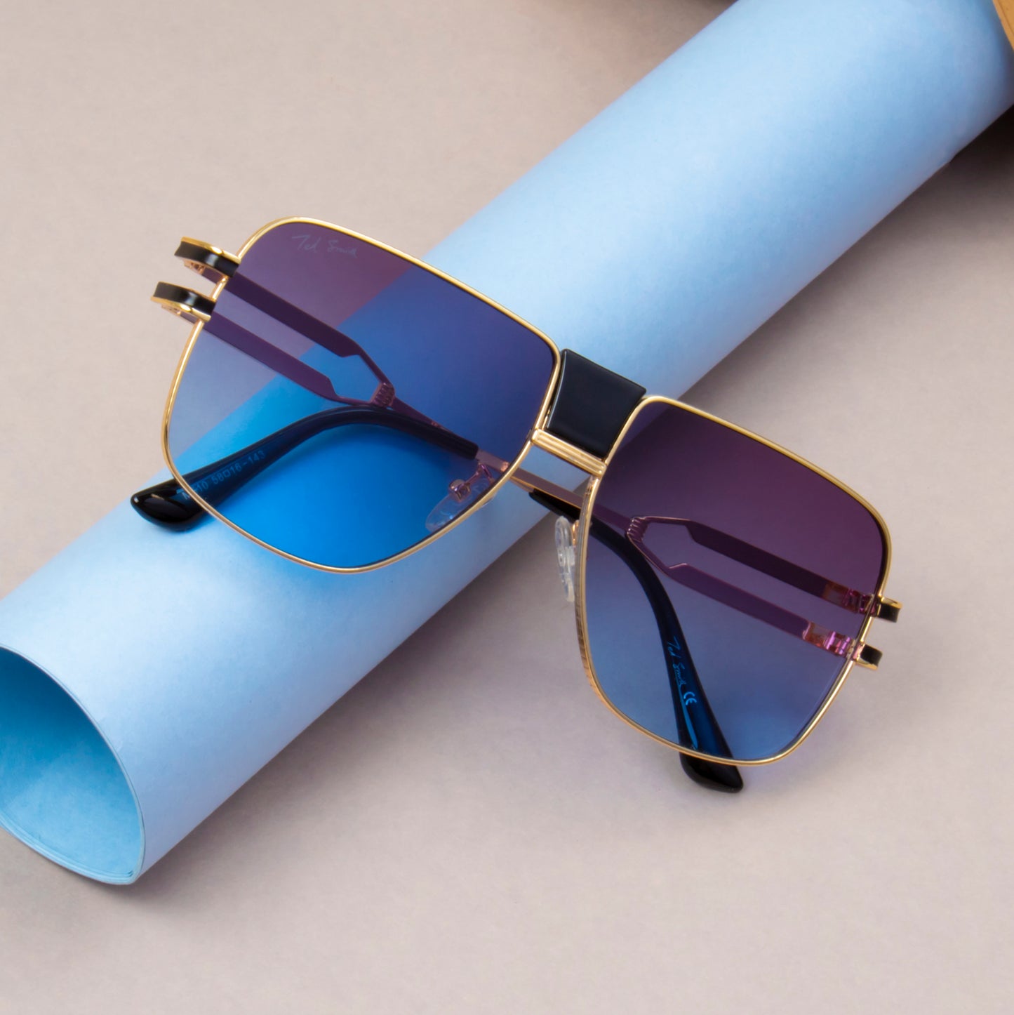 GRANDPRIX GOLD BLACK AVAITOR SUNGLASSES | BLUE LENS