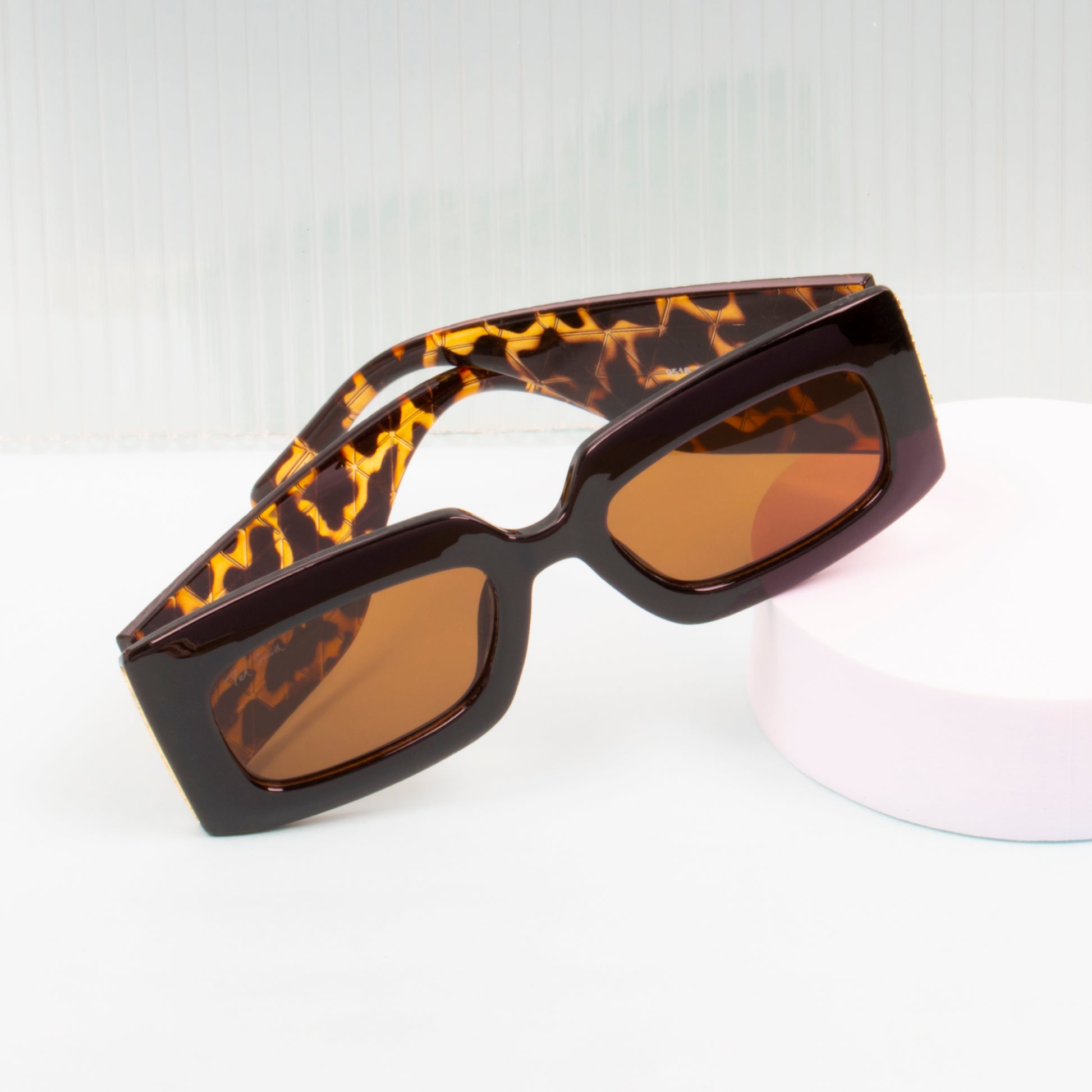 DOLCE LEOPARD RECTANGLE SUNGLASSES | CHUNKLY LEOPARD SUNGLASSES