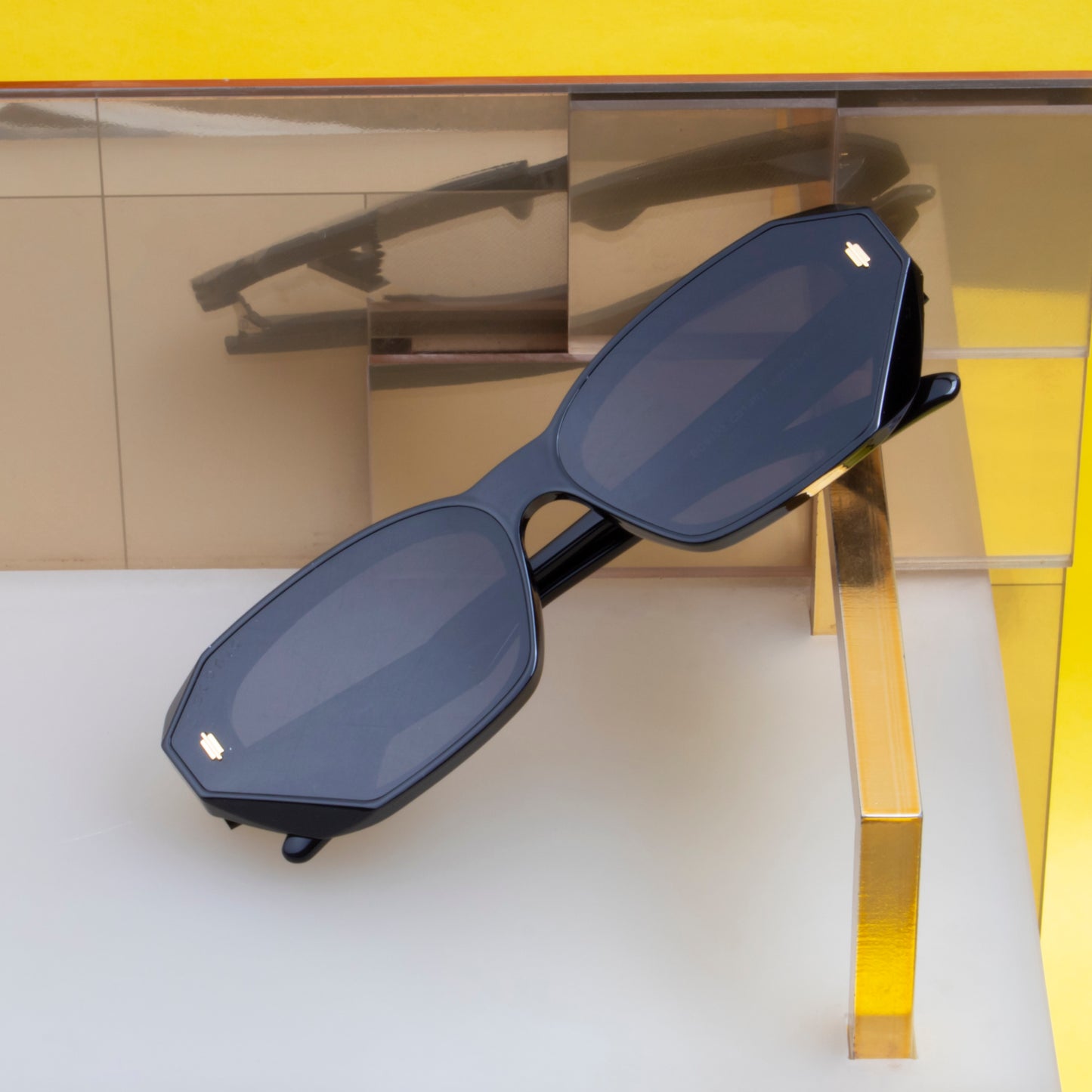 SANTORINI SUNGLASS BY TED SMITH ICONIC (IN 3 COLORS)