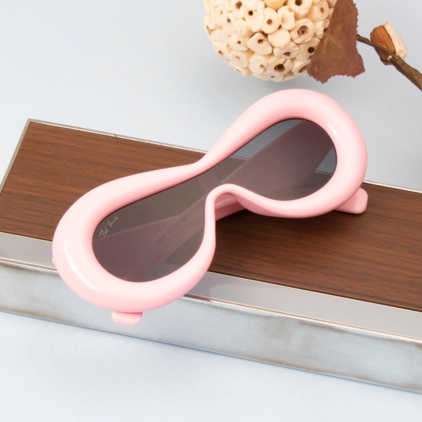 TREX Pink Bubble sunglasses | Inflated cat eye sunglasses