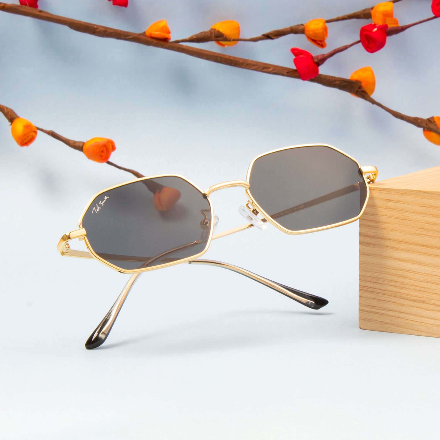 Women's Helios Hex Frameless Sunglasses | The Gold Gods