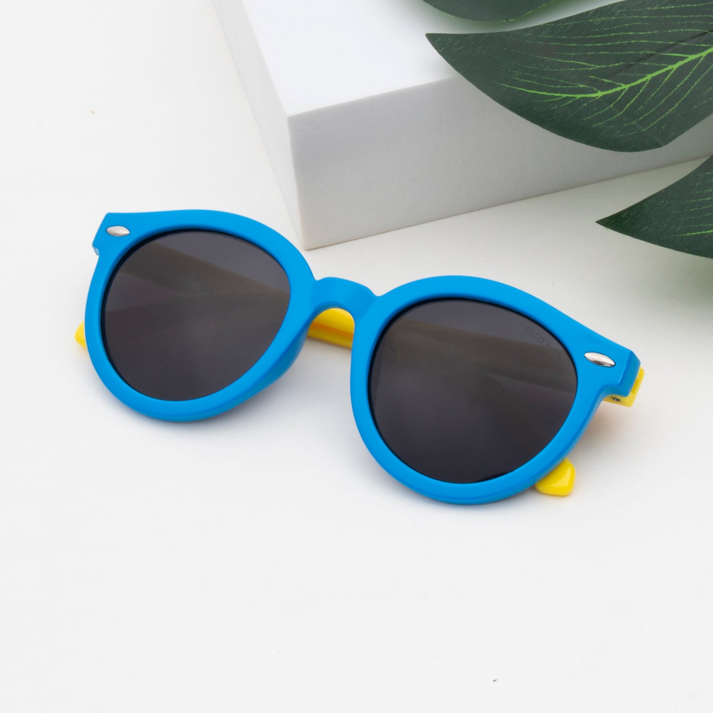 ENZO ROUND KIDS SUNGLASSES (IN 5 COLORS)