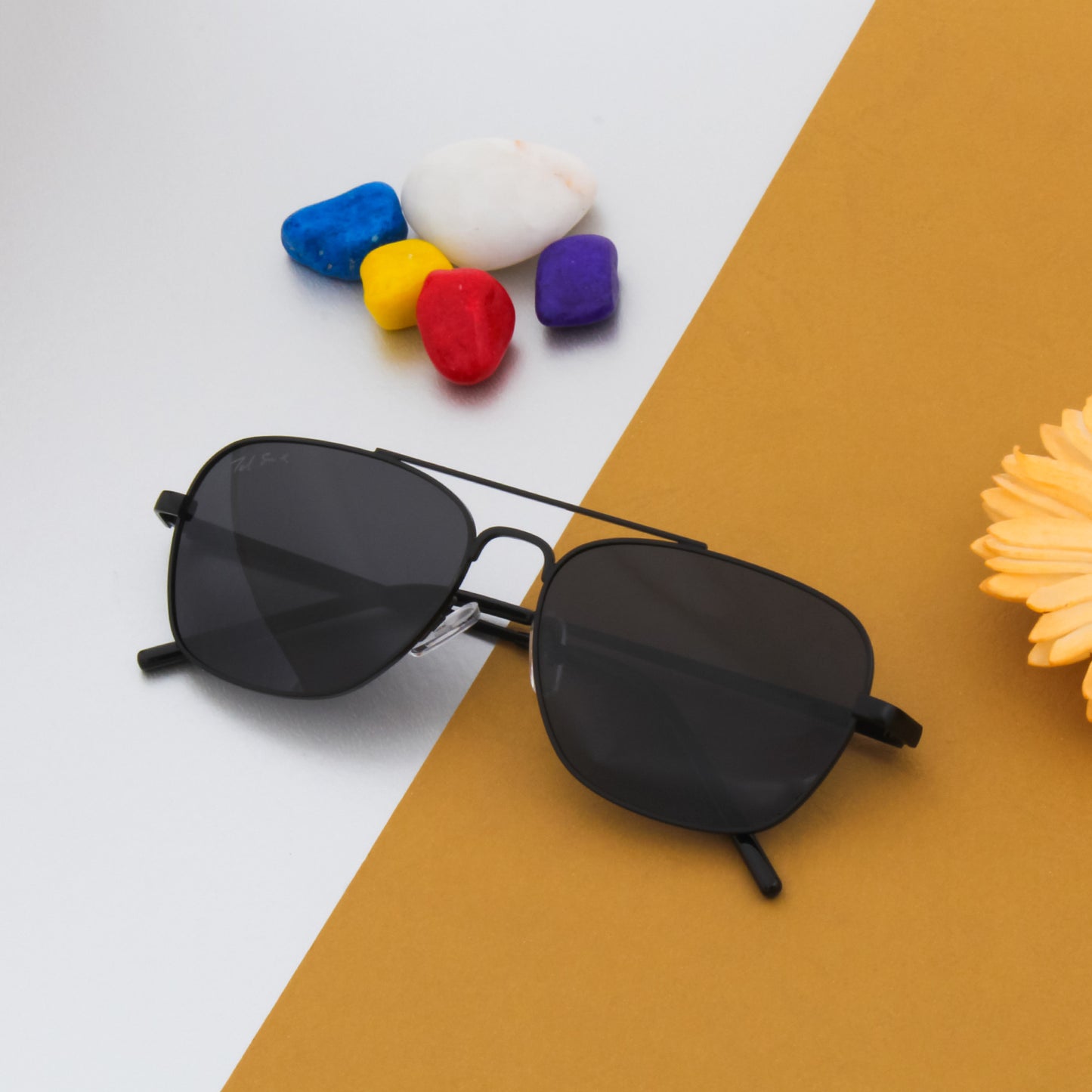 ASTER BLACK AVIATOR SUNGLASSES | METAL SUNGLASSES |